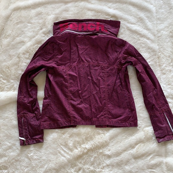 Bench Jacket - Picture 2 of 2